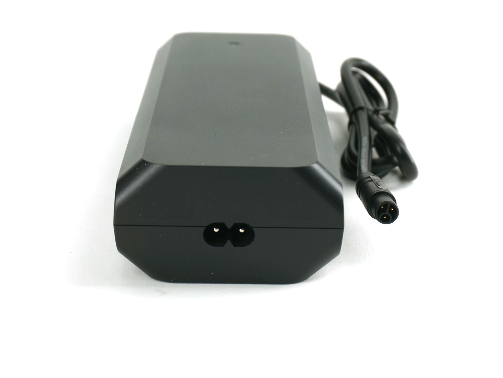 36V 4A ST3 Charger - Image 4